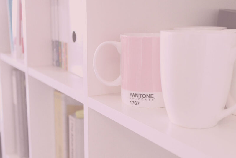 Pantone-Cups-overlay